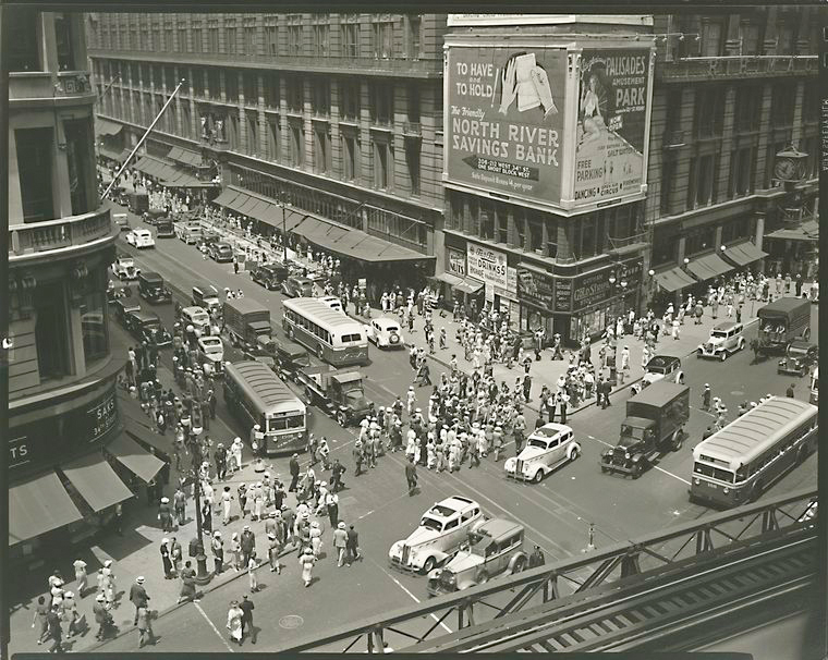 Herald Square 1936